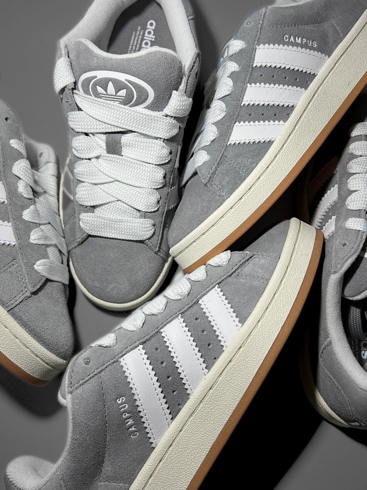Adidas Sneakers Uomo, Donna e Bambino