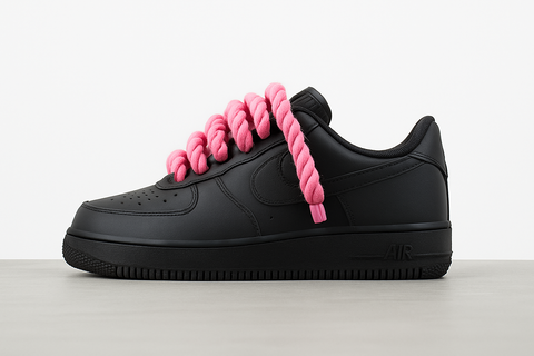 NIKE AIR FORCE 1 BLACK “ROPE LACES PINK”