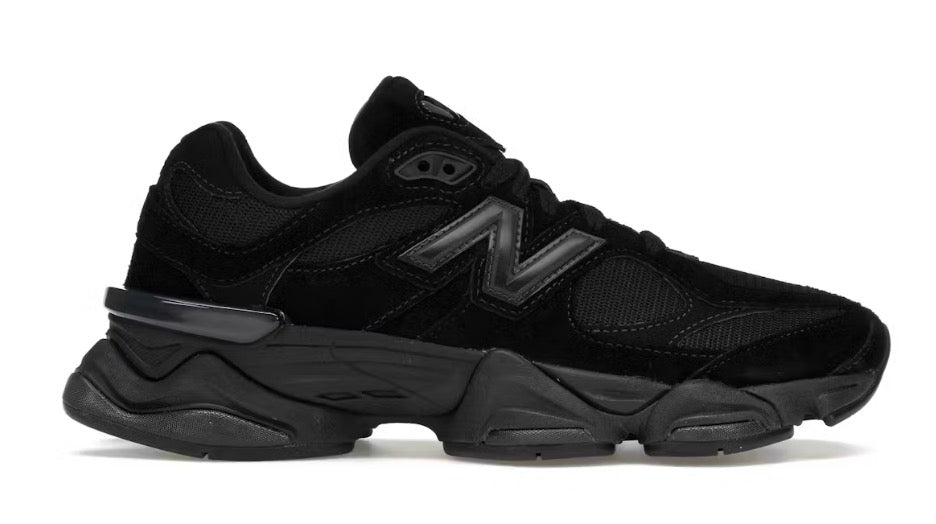 New Balance 9060 Triple Black