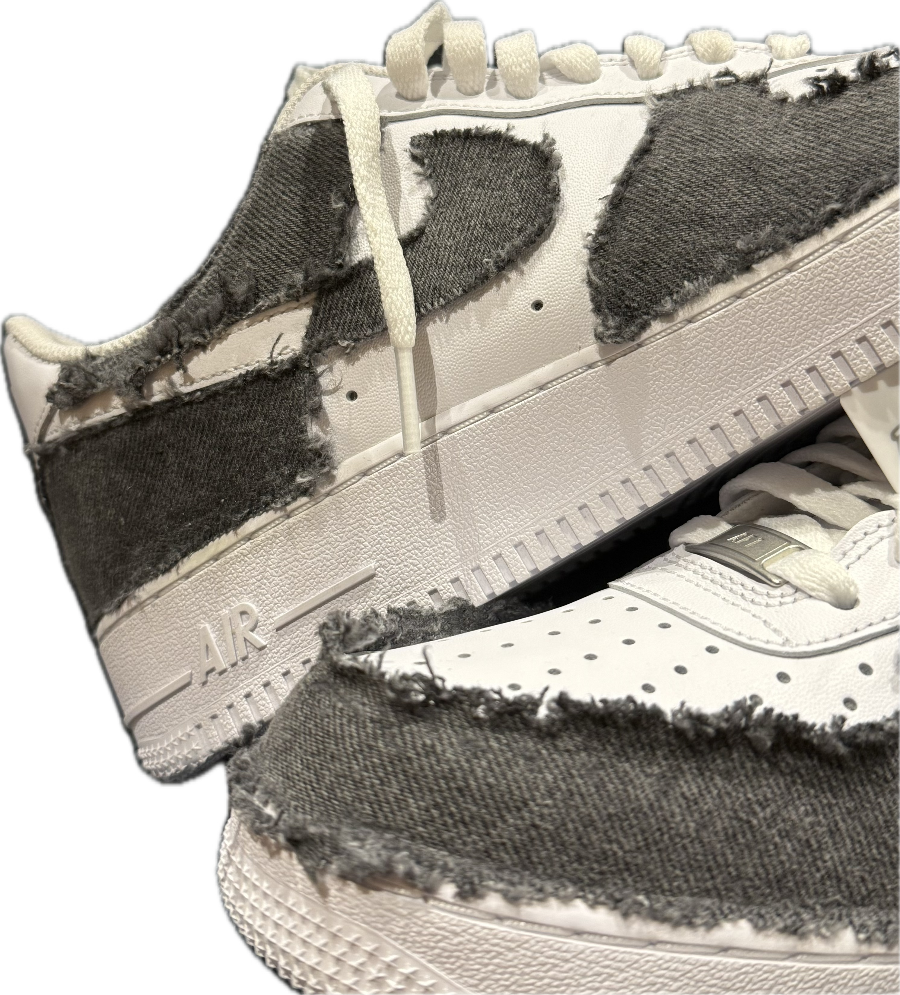 NIKE AIR FORCE 1 ‘BLACK DENIM’