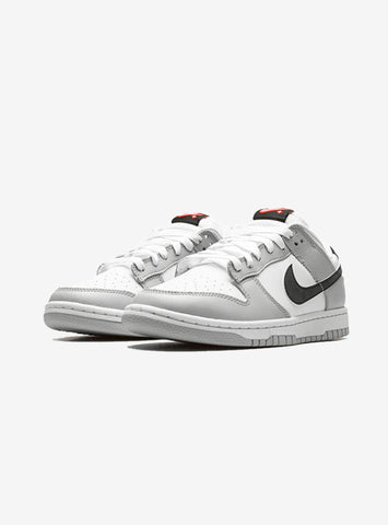 Nike Dunk Low  SE Jackpot