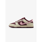 Nike Dunk Low Valentine's Day