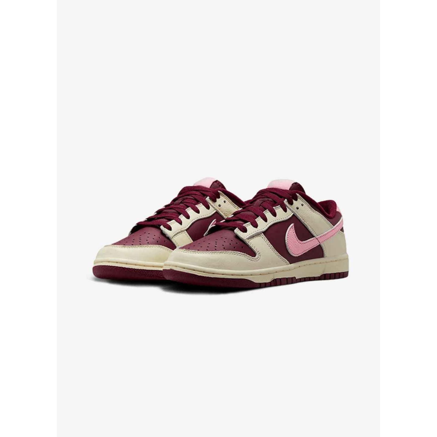 Nike Dunk Low Valentine's Day